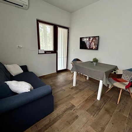 Apartman Maslina Διαμέρισμα Πόρετς Εξωτερικό φωτογραφία
